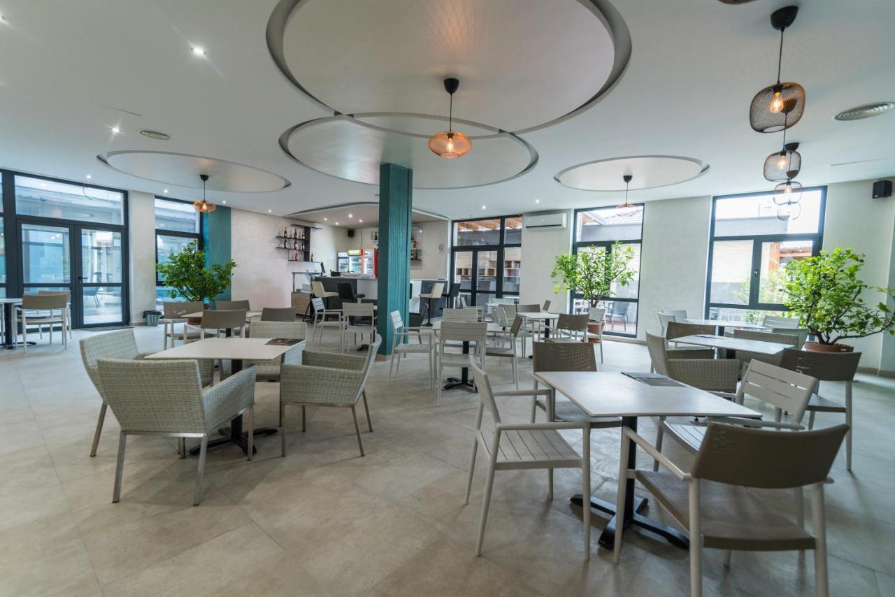 Hotel Euforia Lounge Šabac Buitenkant foto