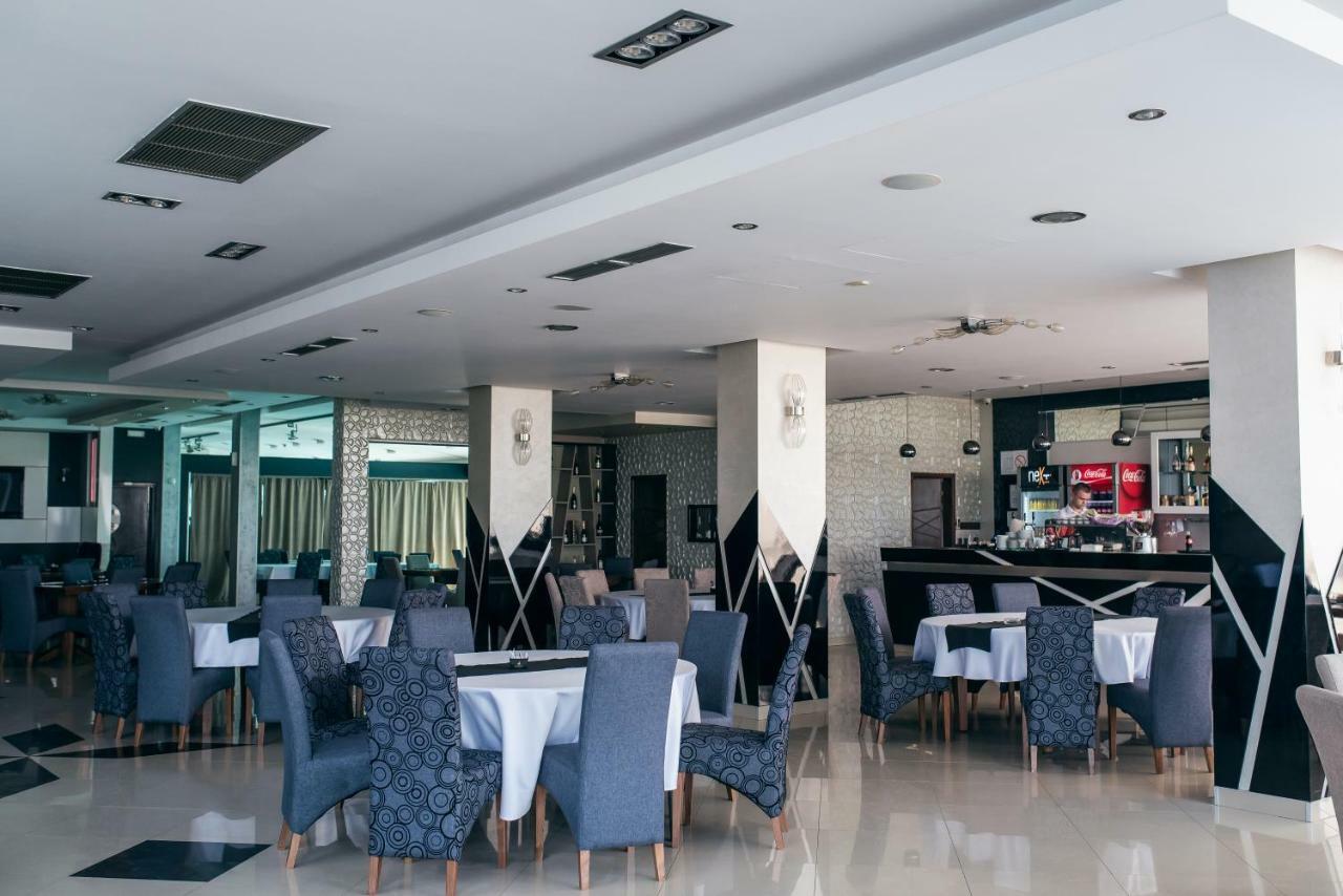 Hotel Euforia Lounge Šabac Buitenkant foto