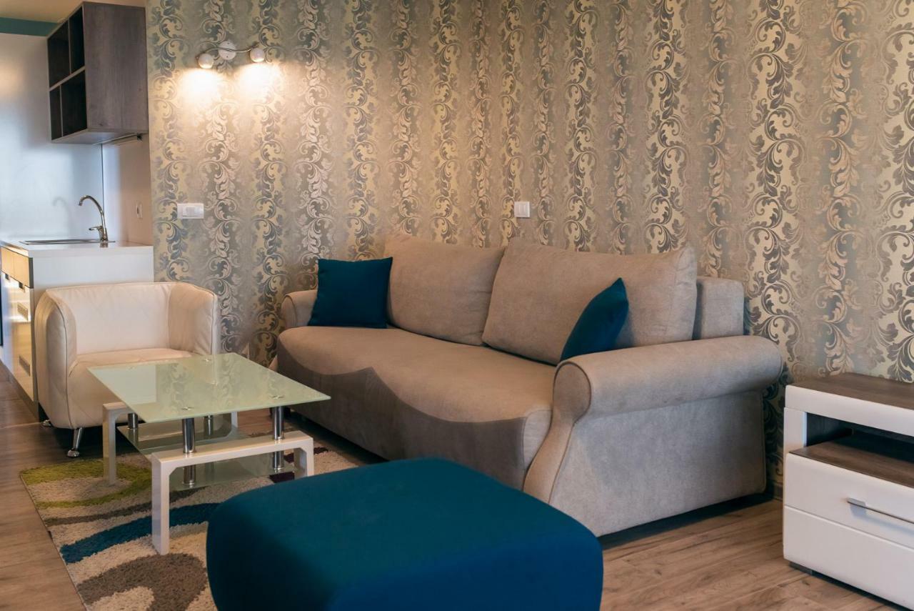 Hotel Euforia Lounge Šabac Buitenkant foto
